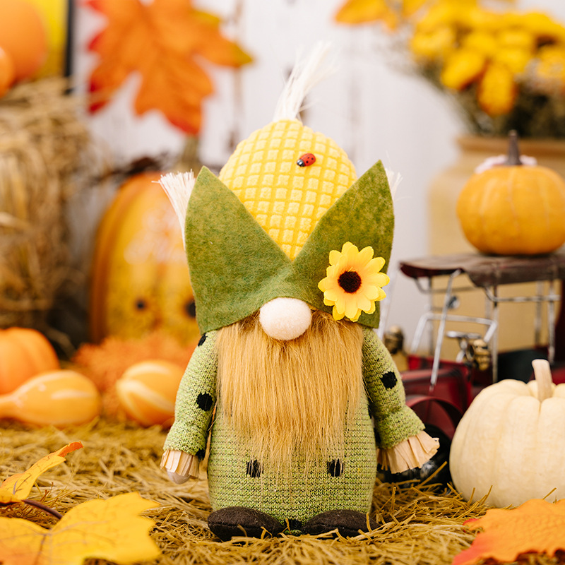 Corn cob Gnome