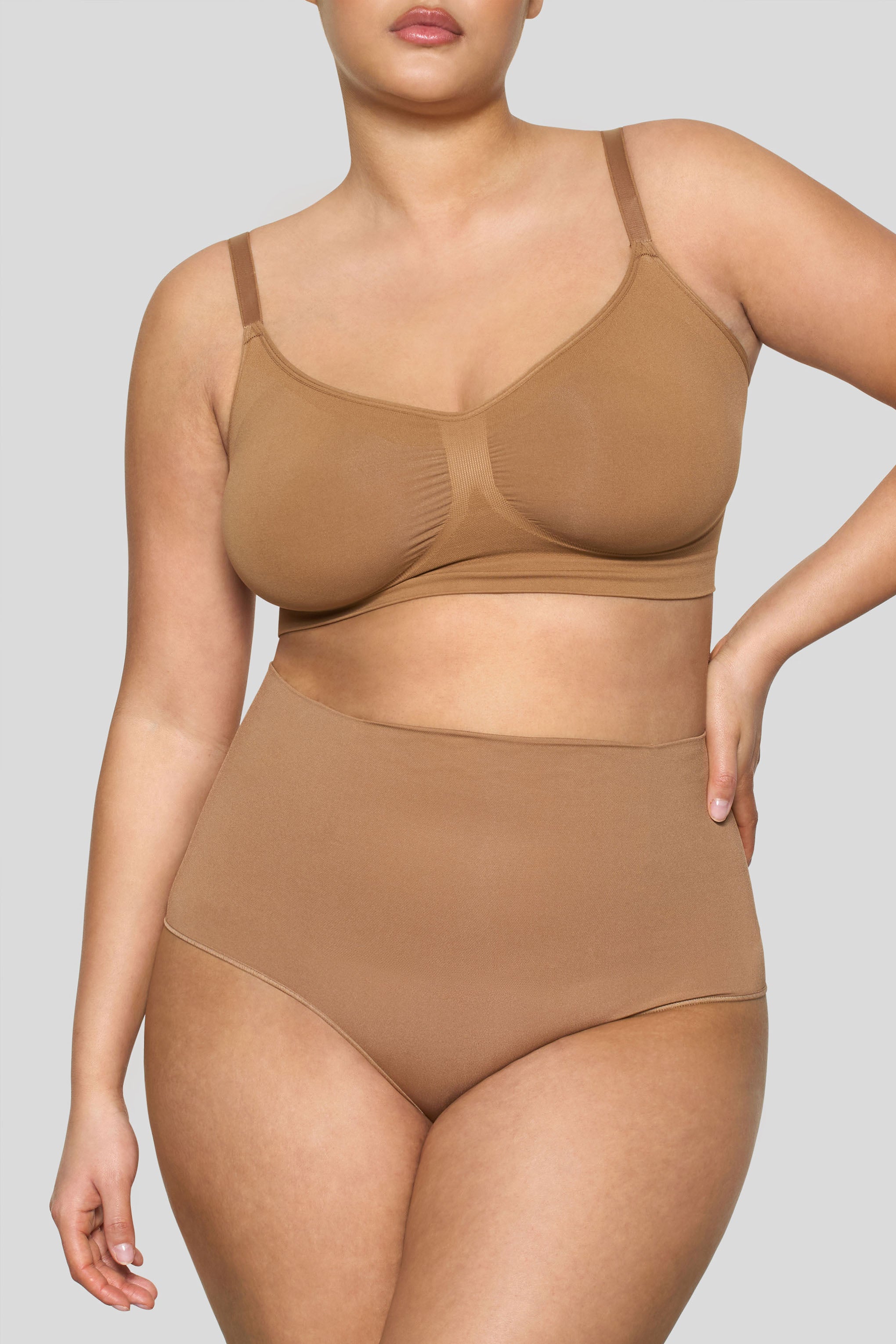 Caramel Short-Waisted Thong Shapewear