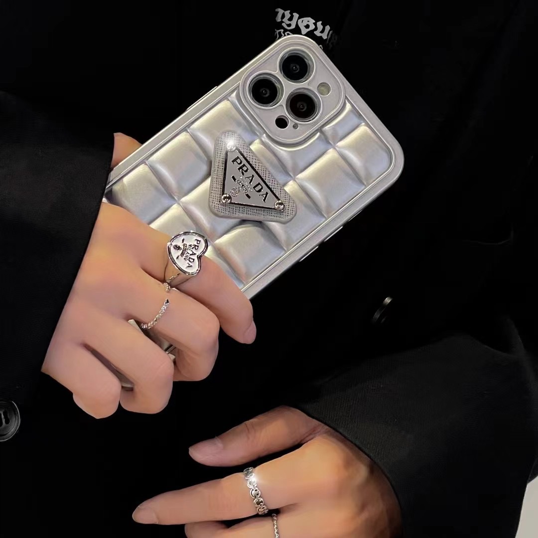 📱✨Триъгълното лого пасва на модерната марка кариран персонализиран калъф за мобилен телефон на iPhone