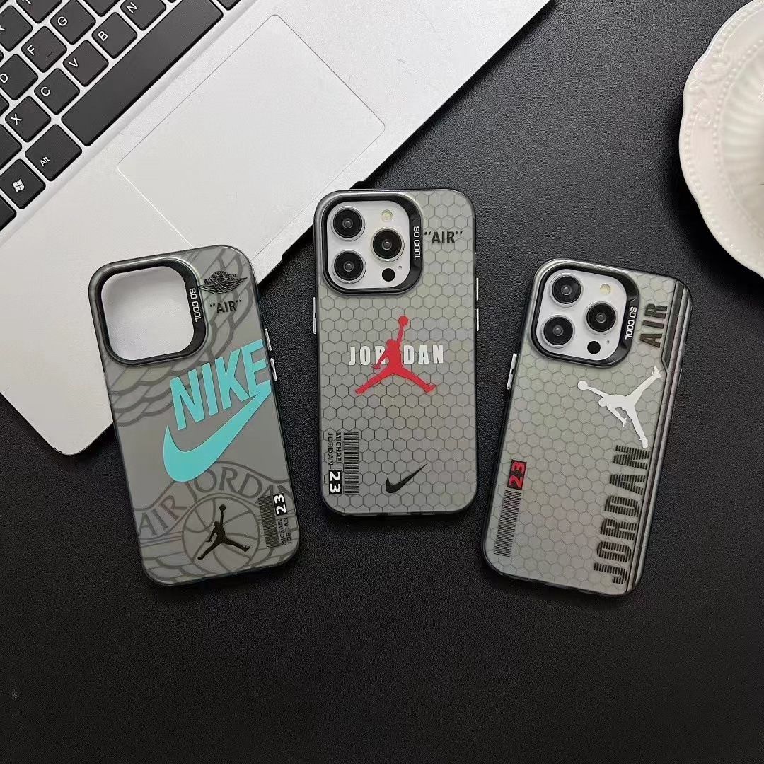 🔥📱Калъф за iPhone в спортен стил