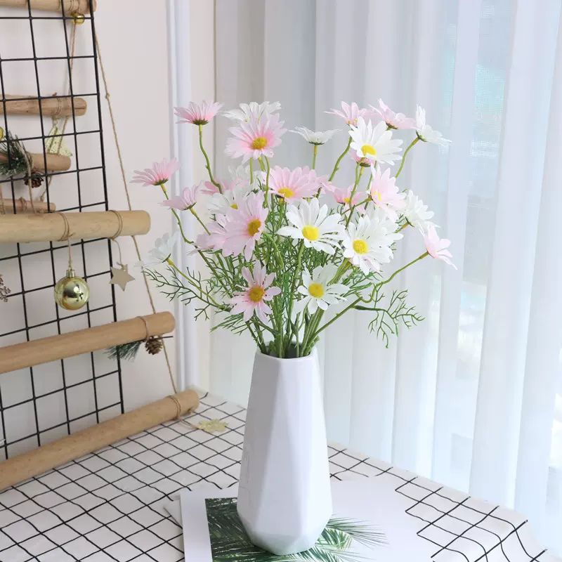 N.F Artificial Flowers, Daisies, 8 White and 8 Pink