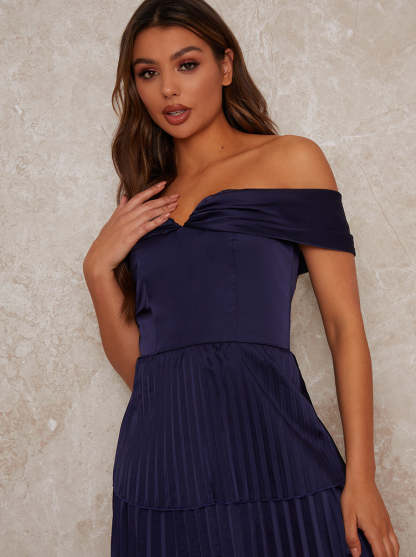 Midi Party Dress with Pleated Design in Blue
