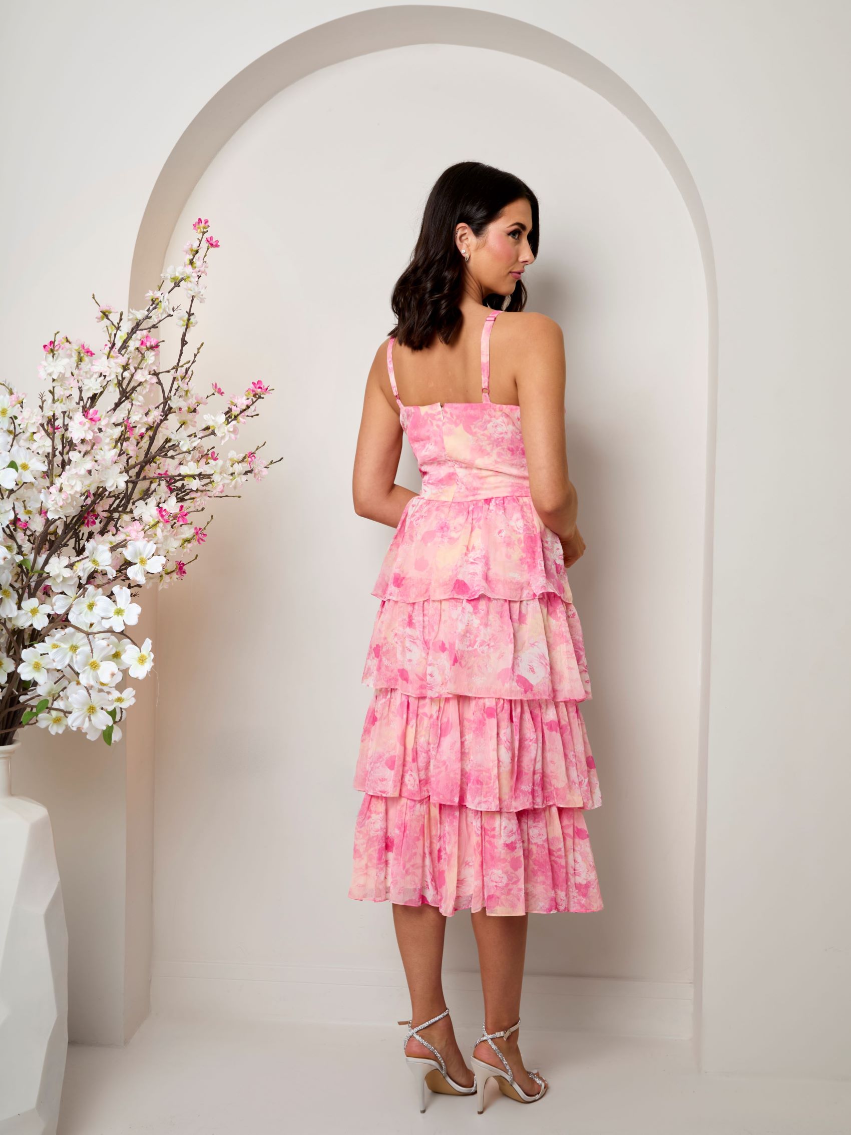 Sleeveless Floral Print Midi Dress in Pink