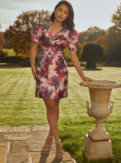 V Neck Floral Bodycon Mini Dress in Pink