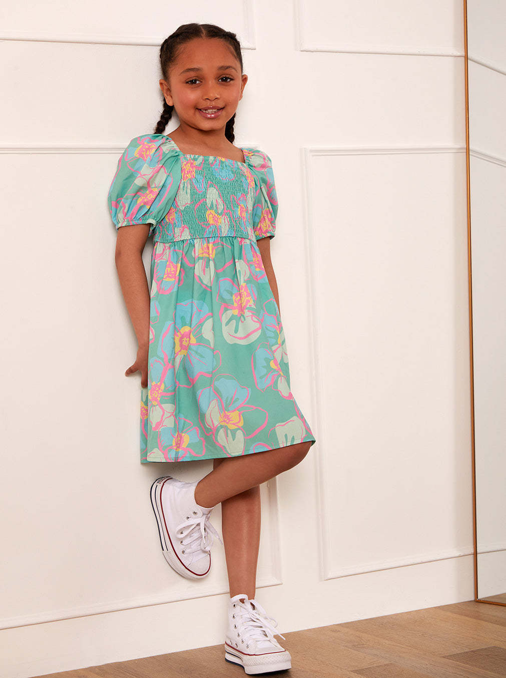Younger Girls Puff Sleeve Shirred Floral Midi Dress in Green