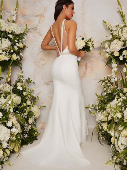 Sleeveless Trim Detail Bridal Dress in White