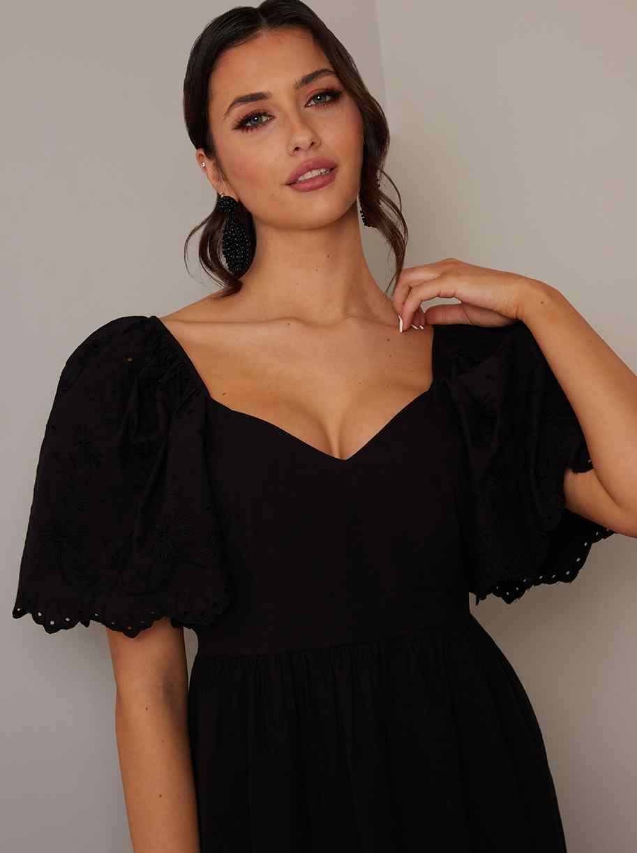 Broderie Sleeve Poplin Maxi Dress in Black