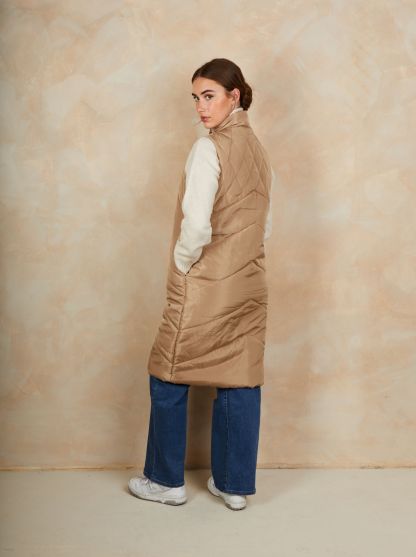 Diamond Quilt Detail Longline Padded Gilet in Tan