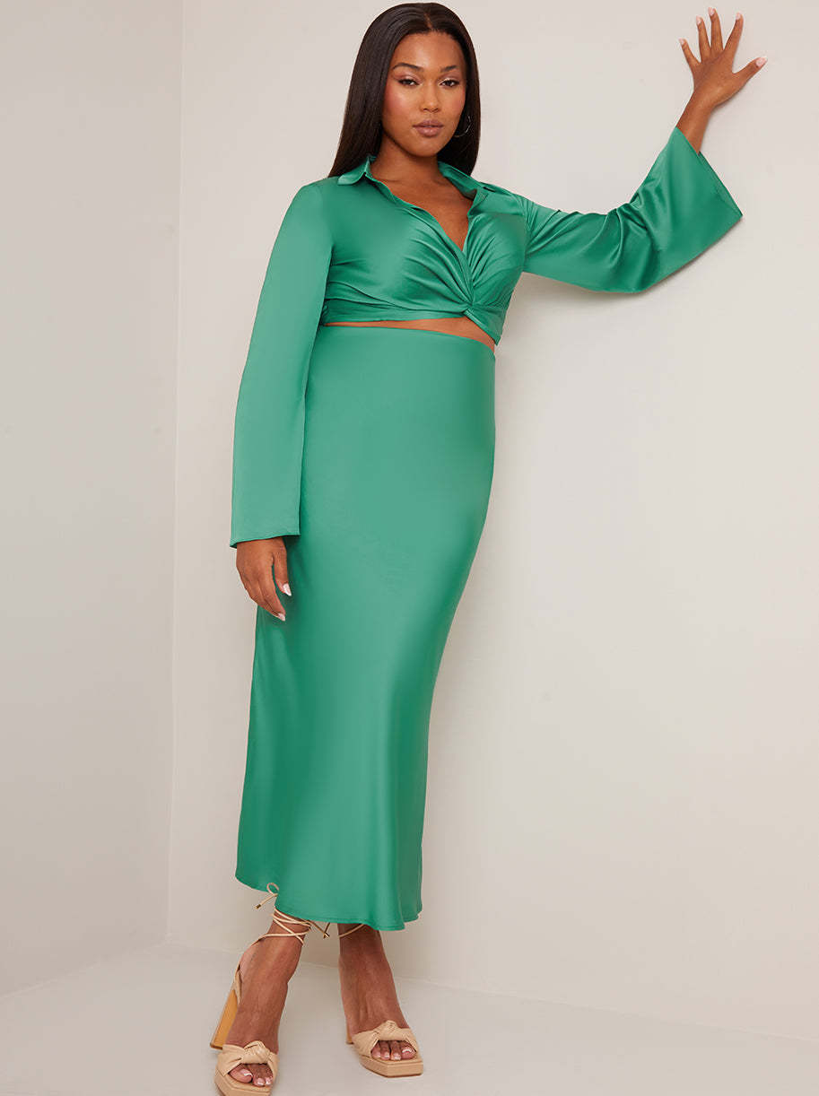Long Sleeve V Neck Satin Twist Detail Top in Green