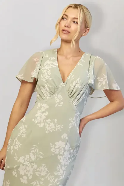 In The Style Sage Floral Print Chiffon Flutter Sleeve Maxi Dress