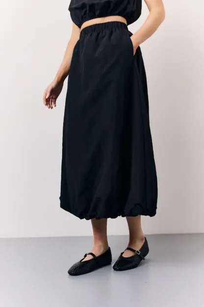 In The Style Balloon Co-Ord Midi Skirt in Black