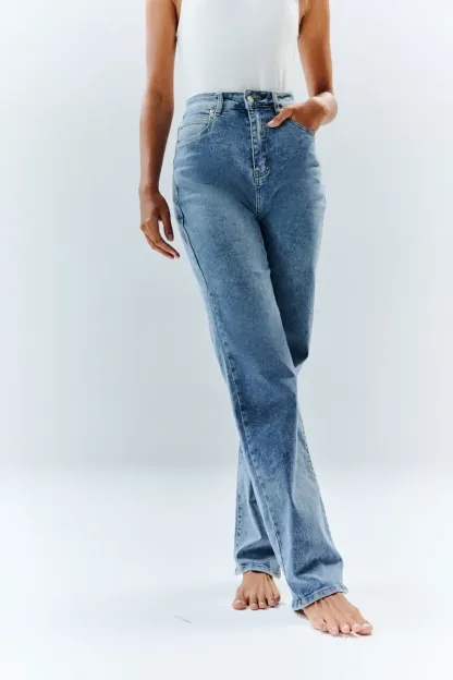 In The Style Sienna Straight Leg Jean in Light Blue