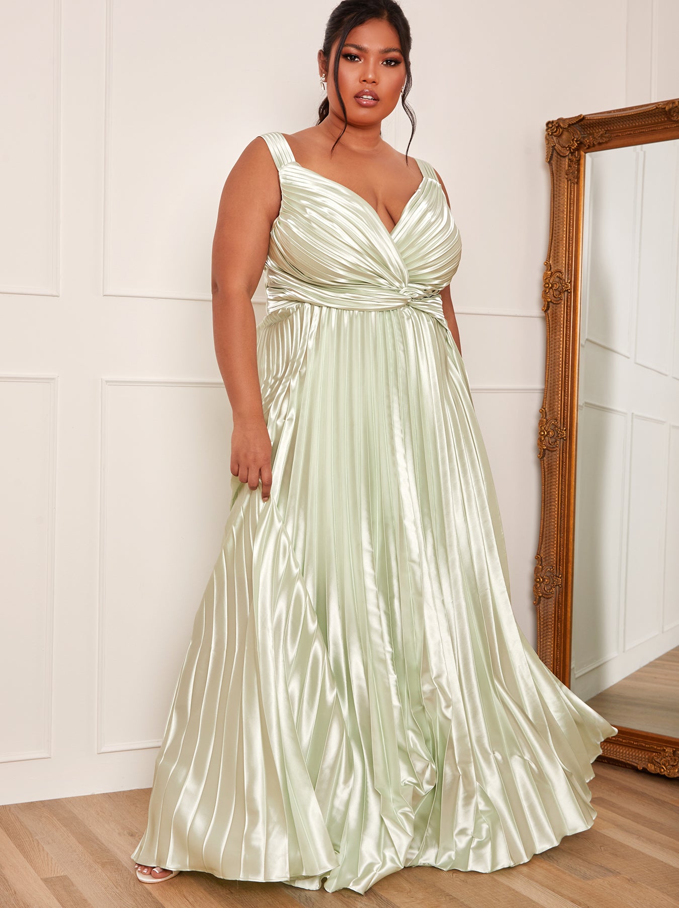 Plus Size Satin Cami Strap Pleated Maxi Dress in Mint