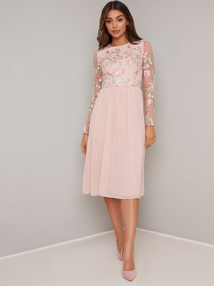 Long Sleeved Floral Lace Midi Dress in Pink