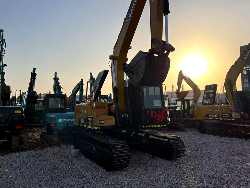 Used SANY SY135C excavator