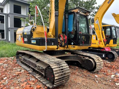 Used Caterpillar CAT3202L excavator