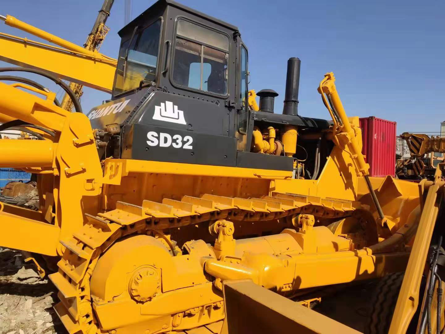 SHANTUI SD32 Bulldozer