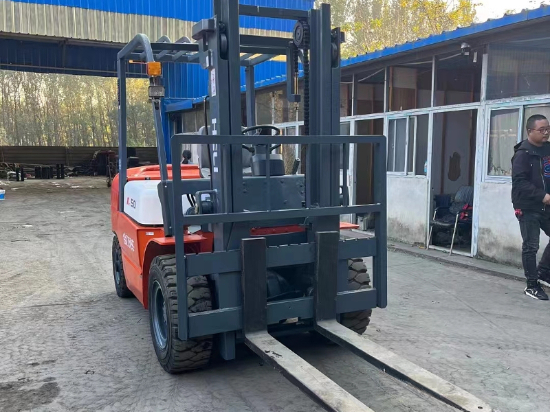 Heli 5 ton forklift