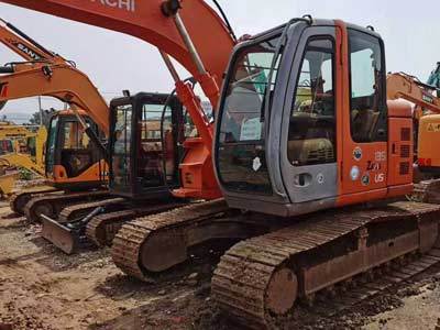 Used Hitachi ZX135