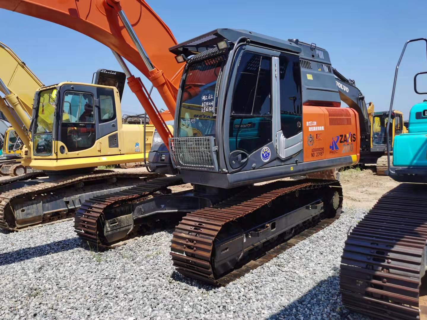 Used Hitachi zx200-3 excavator