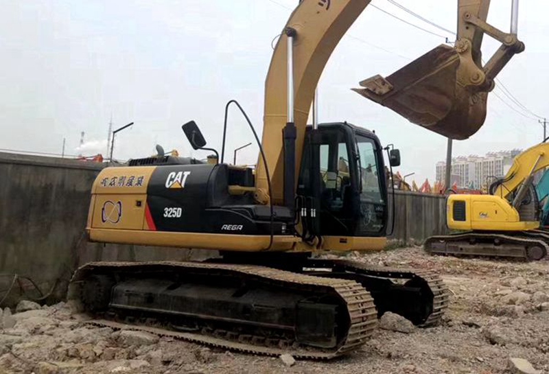 Used Caterpillar CAT325D excavator