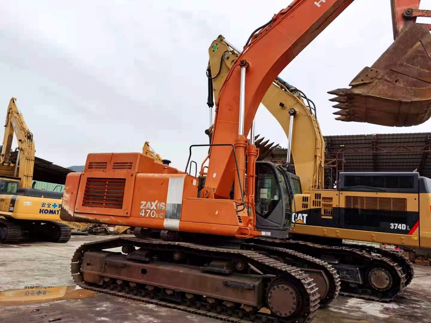Used Hitachi ZX470 excavator