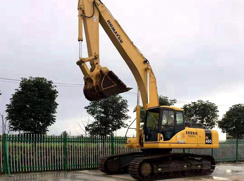 Used Komatsu PC450-7 excavator