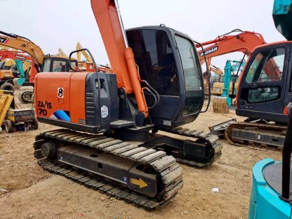 Used Hitachi ZX70