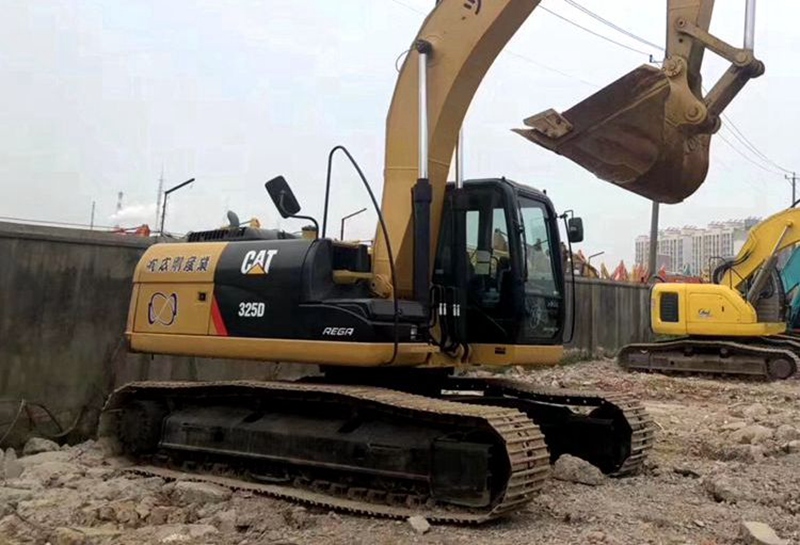 Used Caterpillar CAT325D excavator