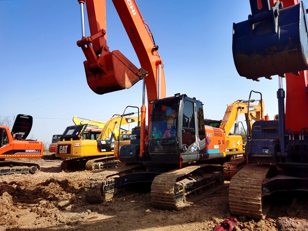 Used Hitachi ZX200-3 excavator