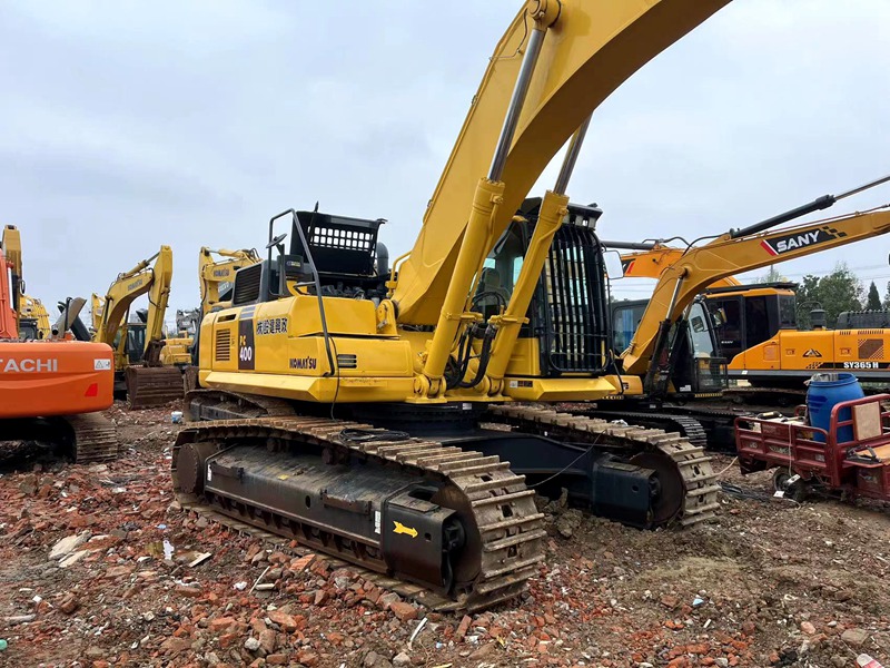 Used Komatsu PC400-8 excavator