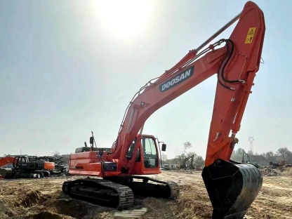 Used Doosan DX300LC excavator