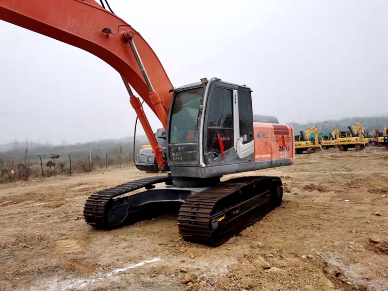 Used Hitachi ZX210-3 excavator