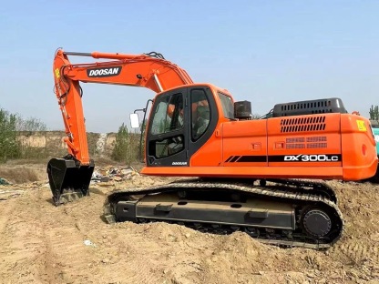 Used Doosan DX300LC excavator