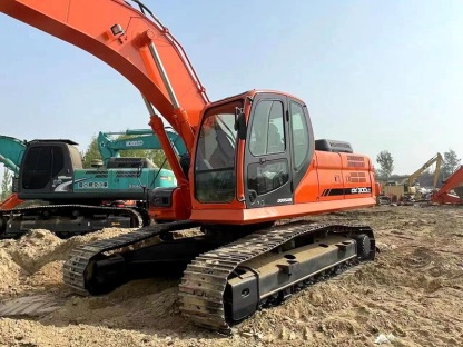 Used Doosan DX300LC excavator