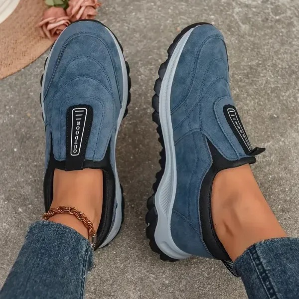 Women's Thick-soled Suede Sneakers