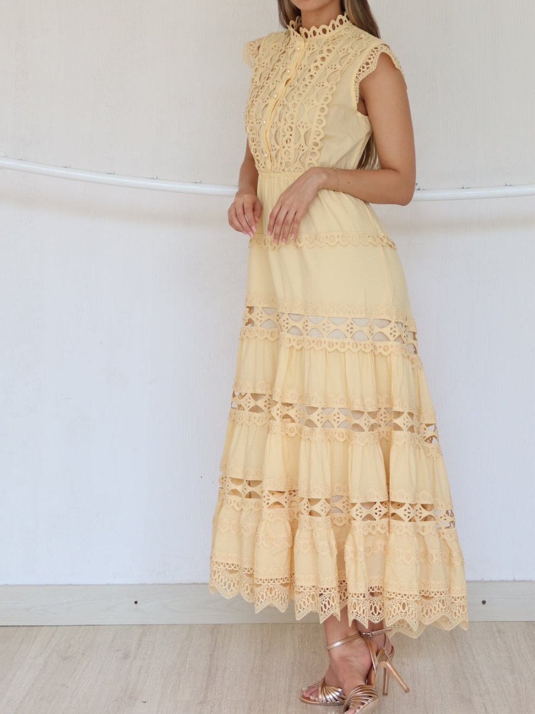 Standing Collar Fly Sleeve Waisted Maxi Dress