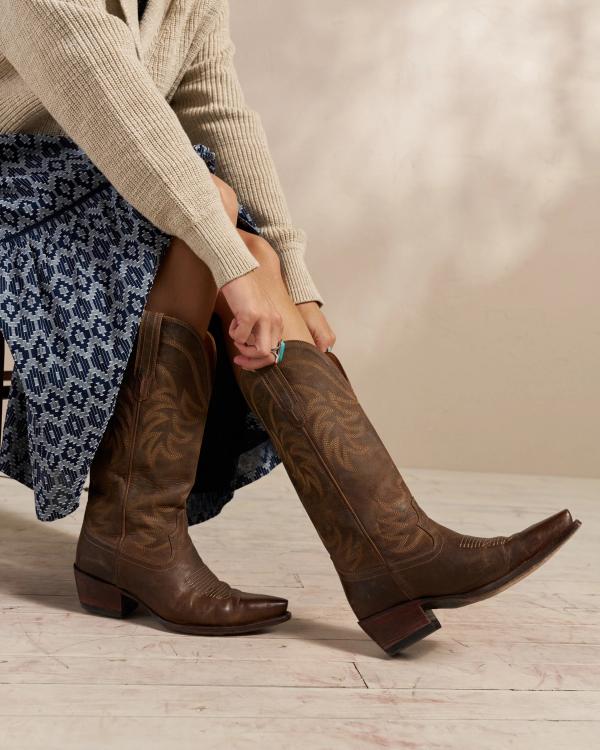 Embroidered Floral Western Cowboy Boots