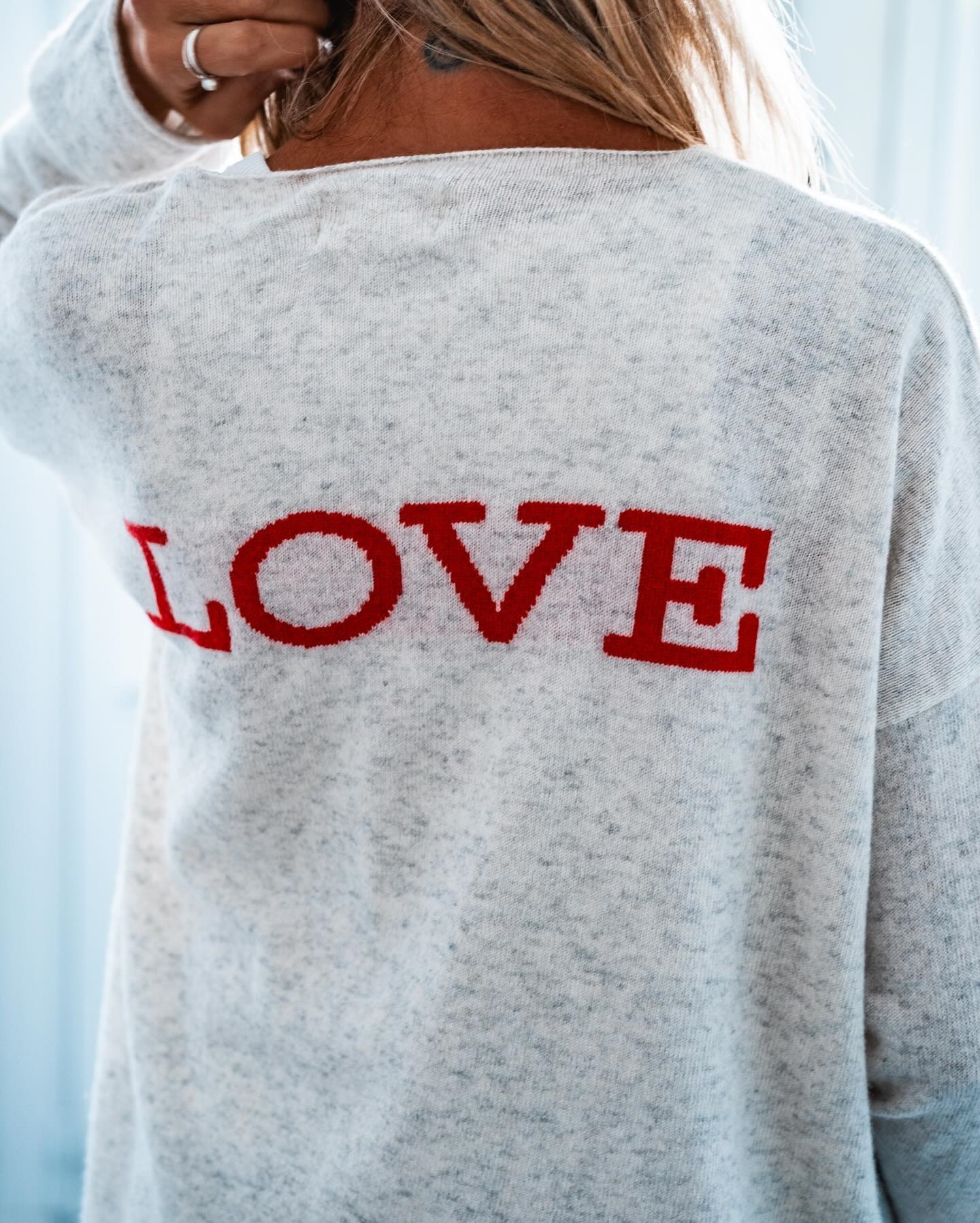 Round Neck Long Sleeve Loose Sweater