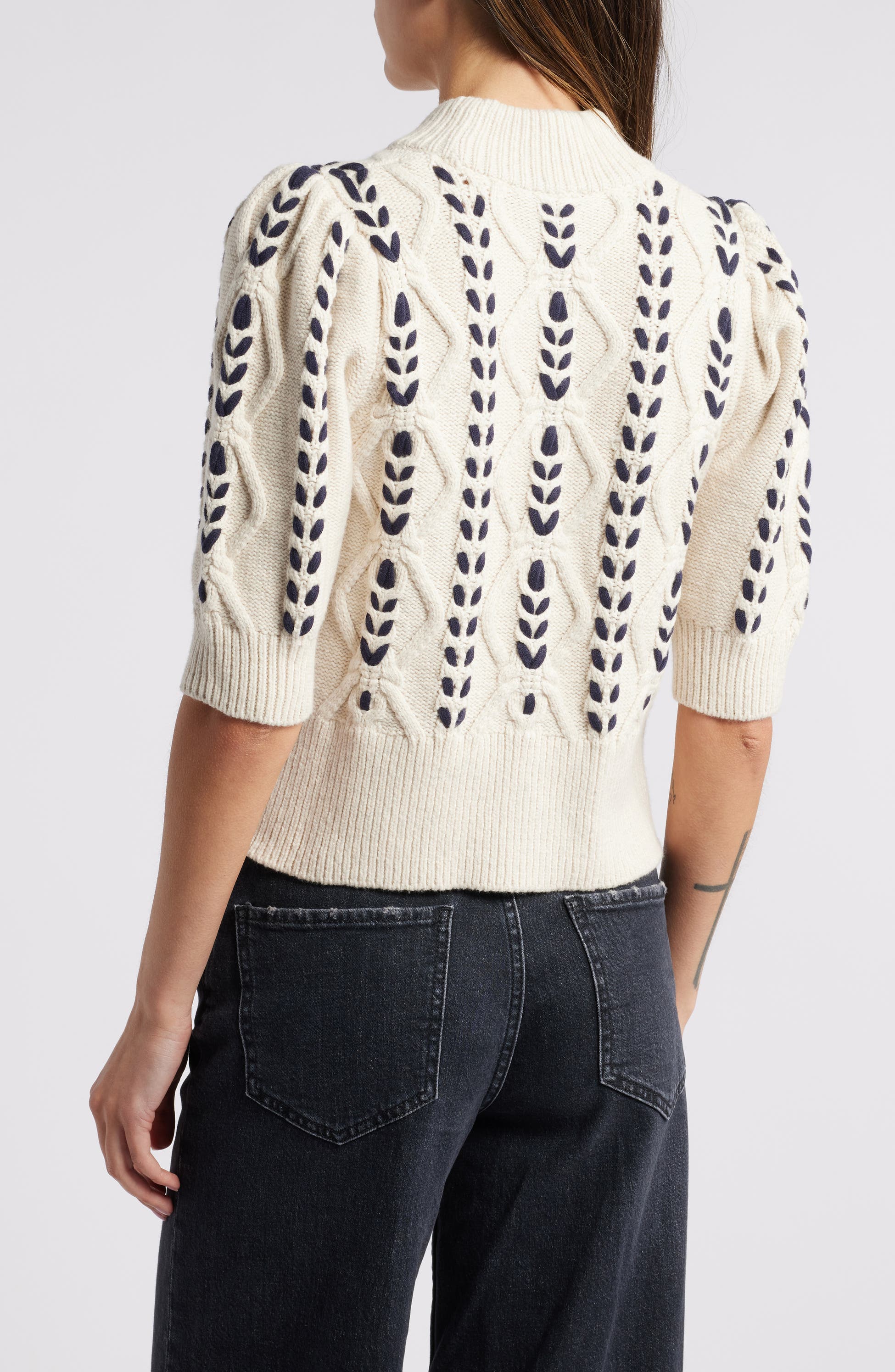 Textured Mid-sleeve Pullover Sweater