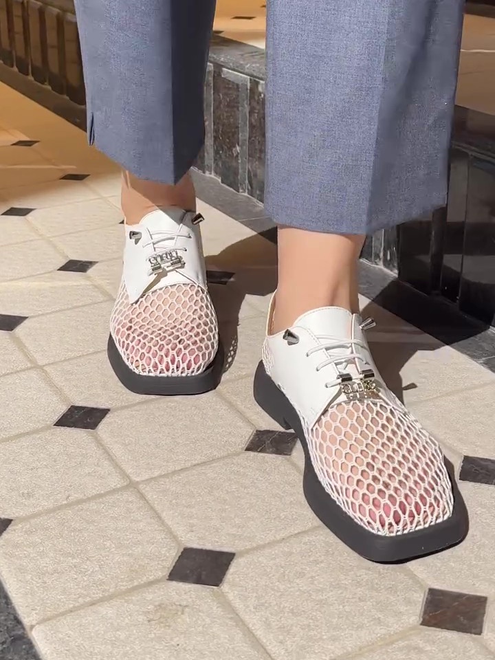 Women's Mesh Hollow Breathable Sandals
