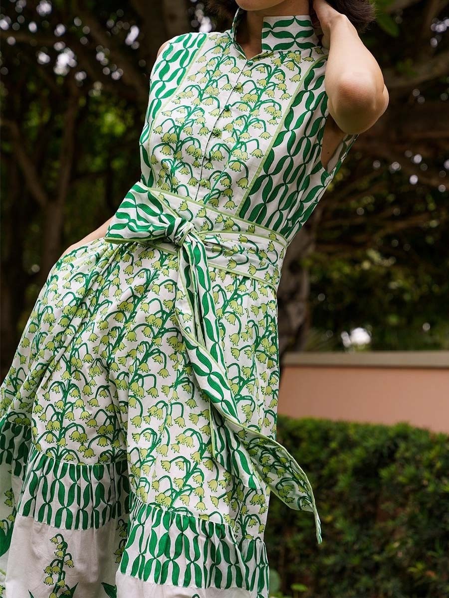 Sleeveless Placement Print Belted Dress