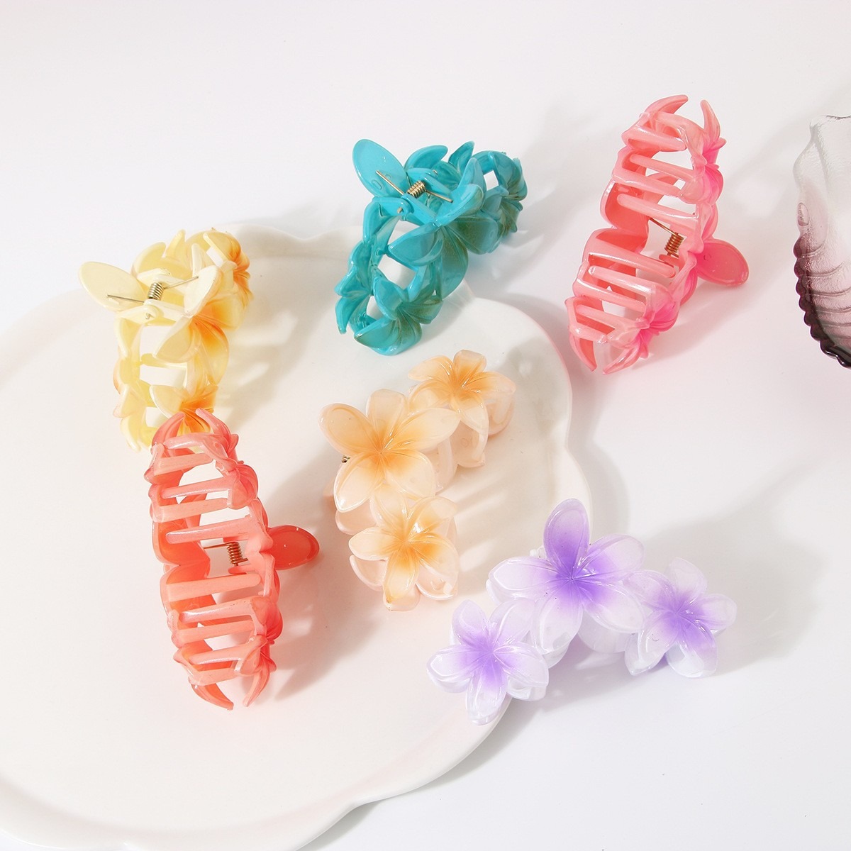 Three Flowers Petal Clamp