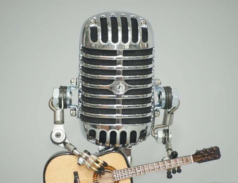 🎁Vintage Microphone Robot Desk Lamp - Get Free Guitar!!