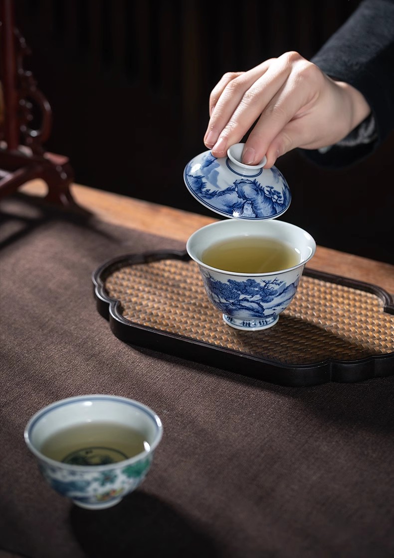 Jingdezhen tea cup, tea bowl with a lid ,gaiwan "shanlirenjia"130ml