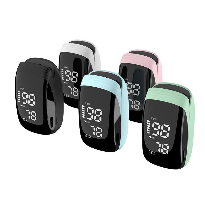 Finger-Clip Pulse Oximeter Heart Rate Monitoring