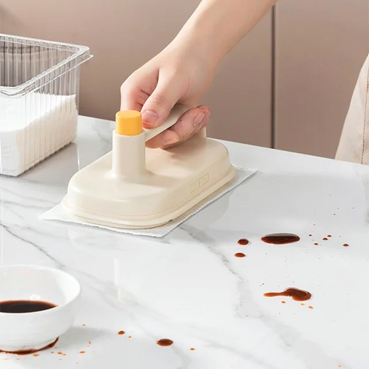 Multifunktionale Reinigungsbürste