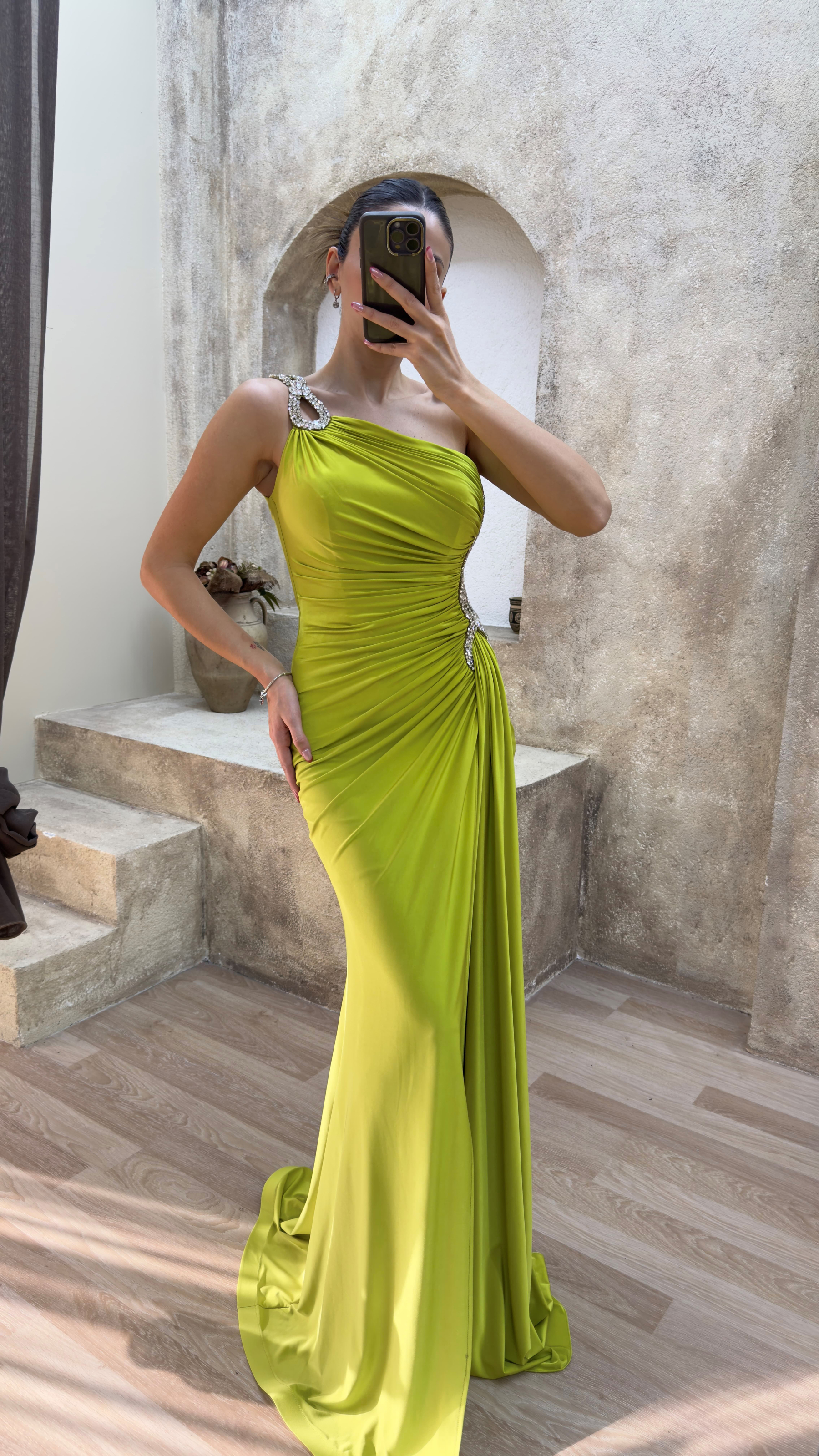 ONE SHOULDER WAIST DETAIL STONE EMBROIDERED DRAPED DESIGN EVENING DRESS