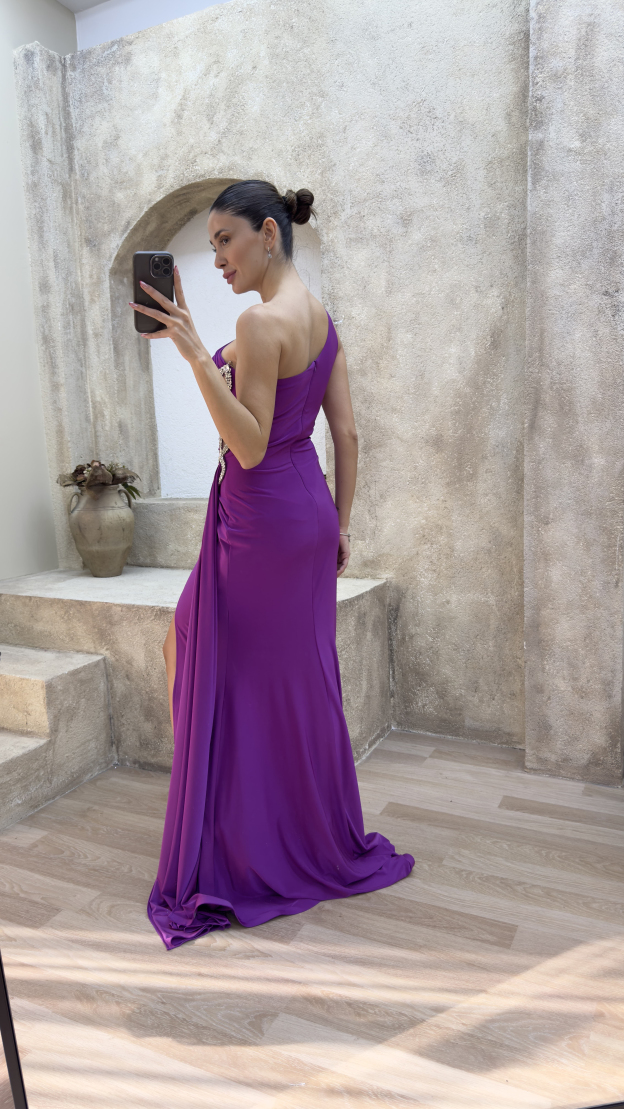 ONE SHOULDER WAIST DETAIL STONE EMBROIDERED DRAPED DESIGN EVENING DRESS