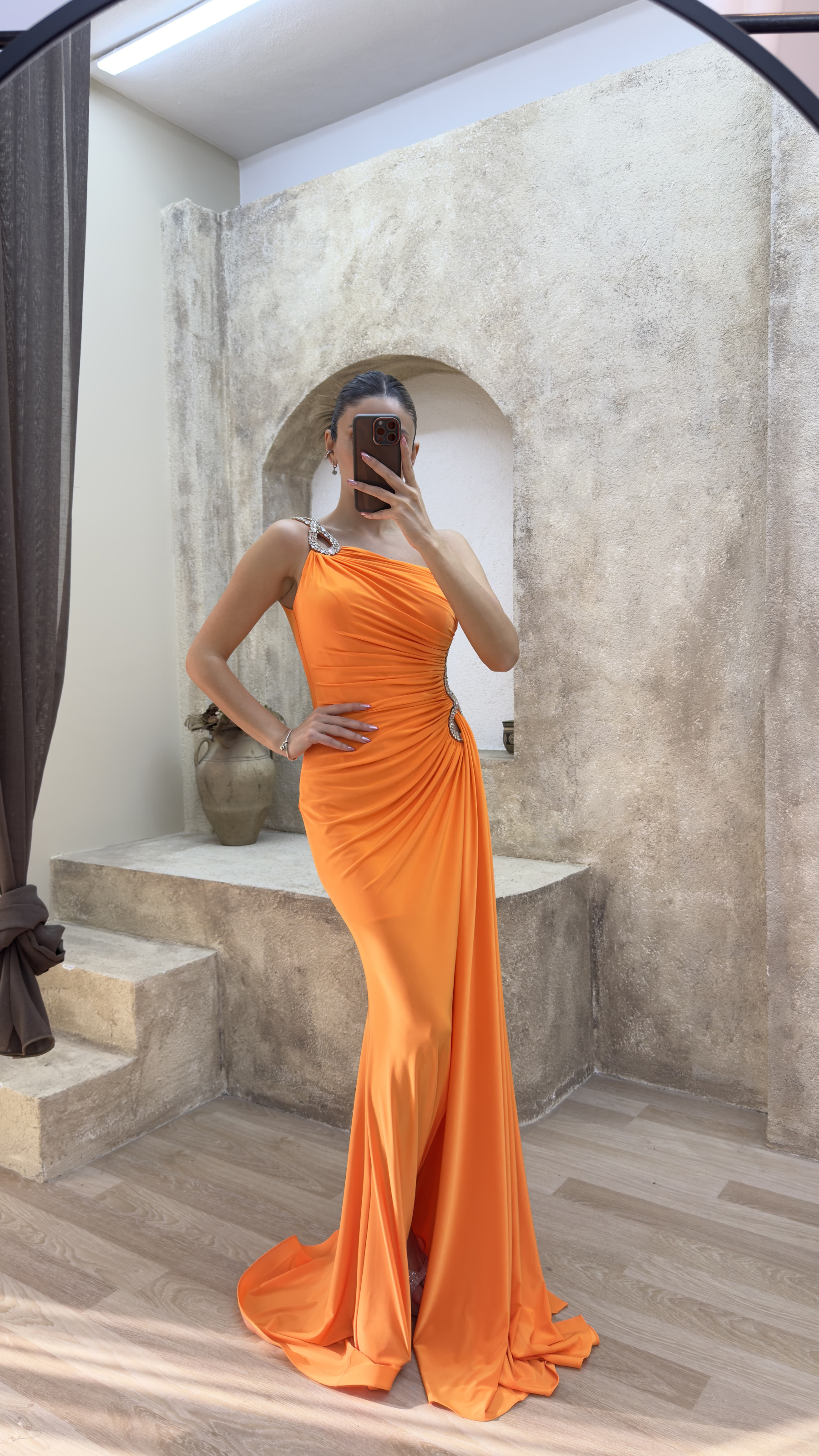 ONE SHOULDER WAIST DETAIL STONE EMBROIDERED DRAPED DESIGN EVENING DRESS
